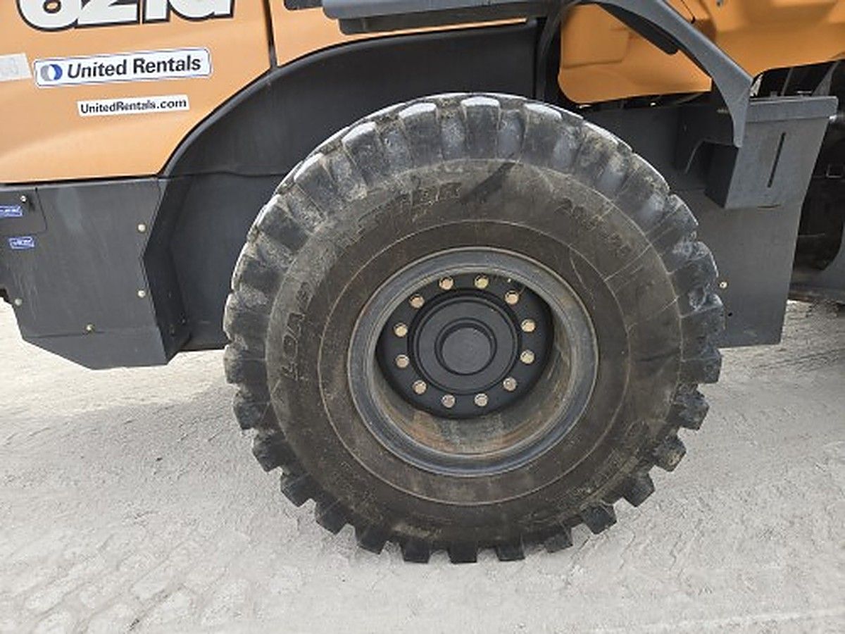 CASE 621G photo 14
