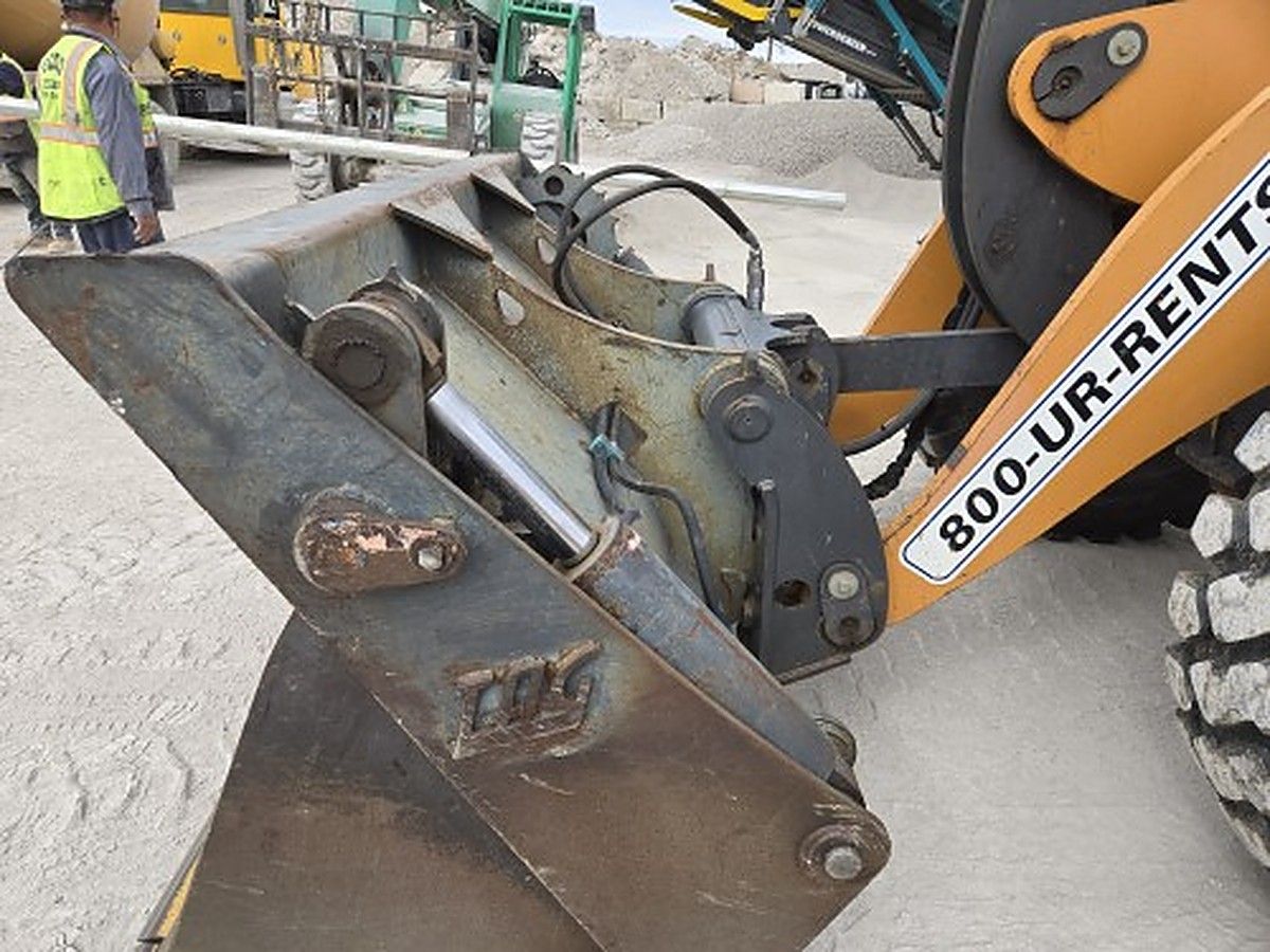 CASE 621G photo 5