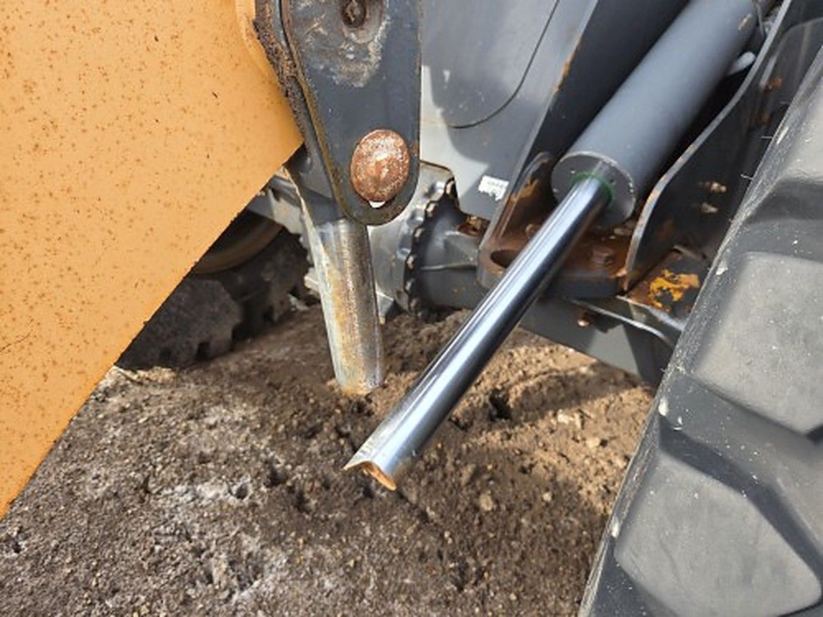 CASE 621G photo 14