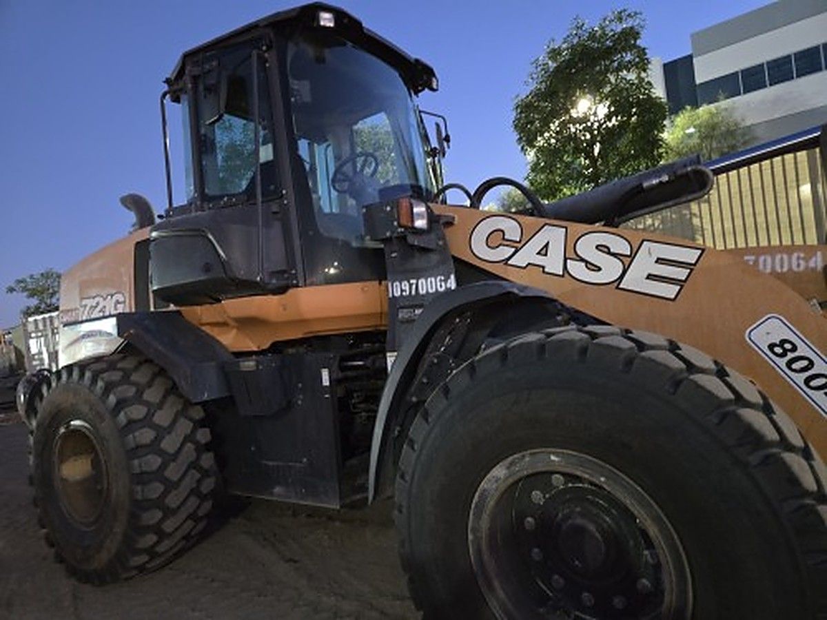 CASE 721G photo 16