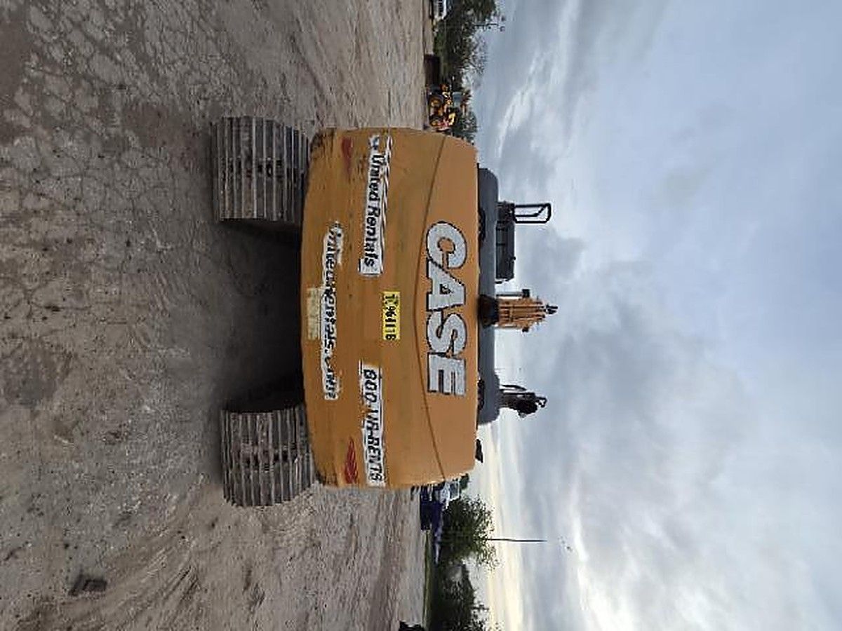 CASE CX210D photo 6