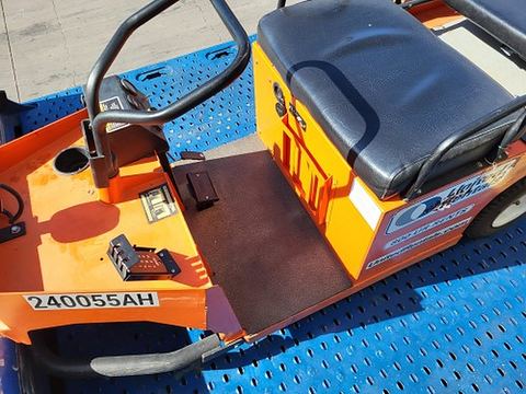 2019 COLUMBIA EX21-T-24 Industrial Electric Cart 3 Wheeled