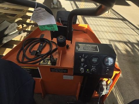 2019 COLUMBIA EX21-T-24 Industrial Electric Cart 3 Wheeled