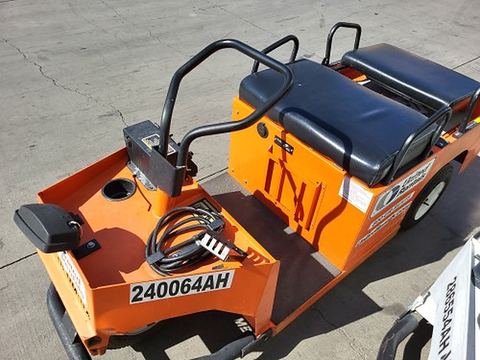 2019 COLUMBIA EX21-T-24 Industrial Electric Cart 3 Wheeled
