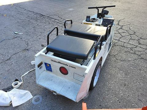 2019 COLUMBIA EXPEDITER-100 Industrial Electric Cart 3 Wheeled