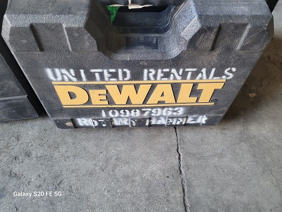 DEWALT D25133K photo 4