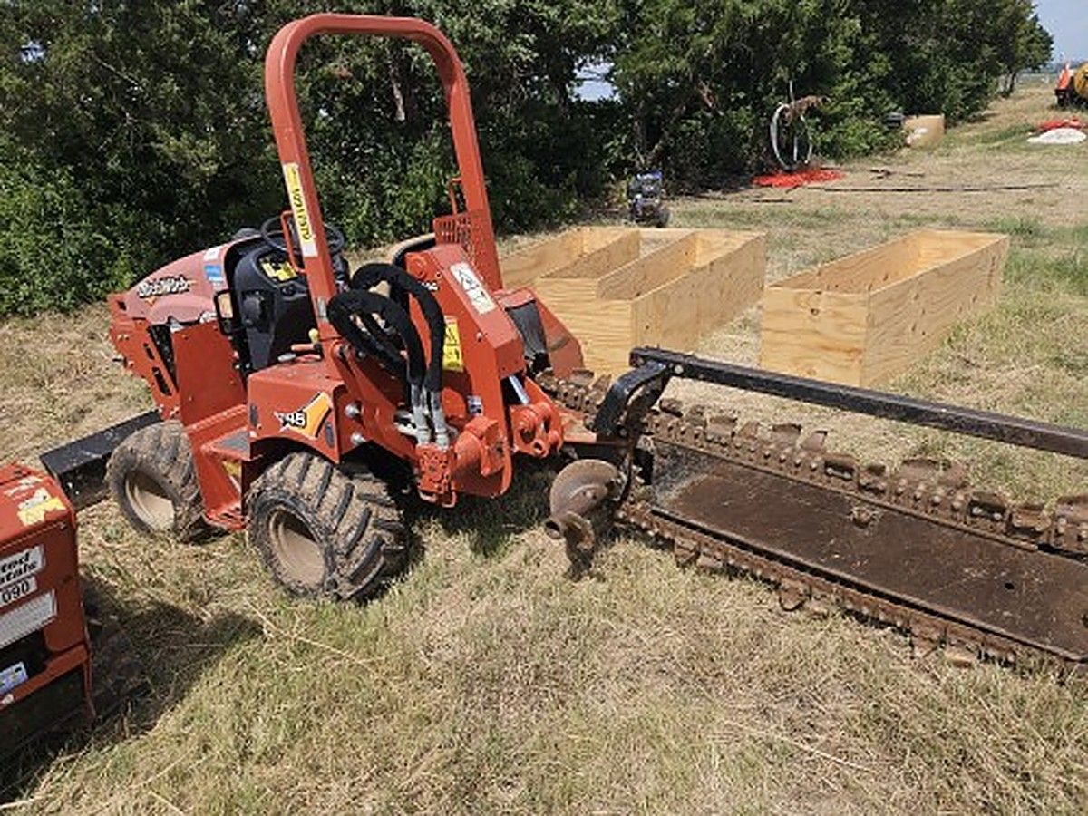 DITCHWITCH RT45 photo 10