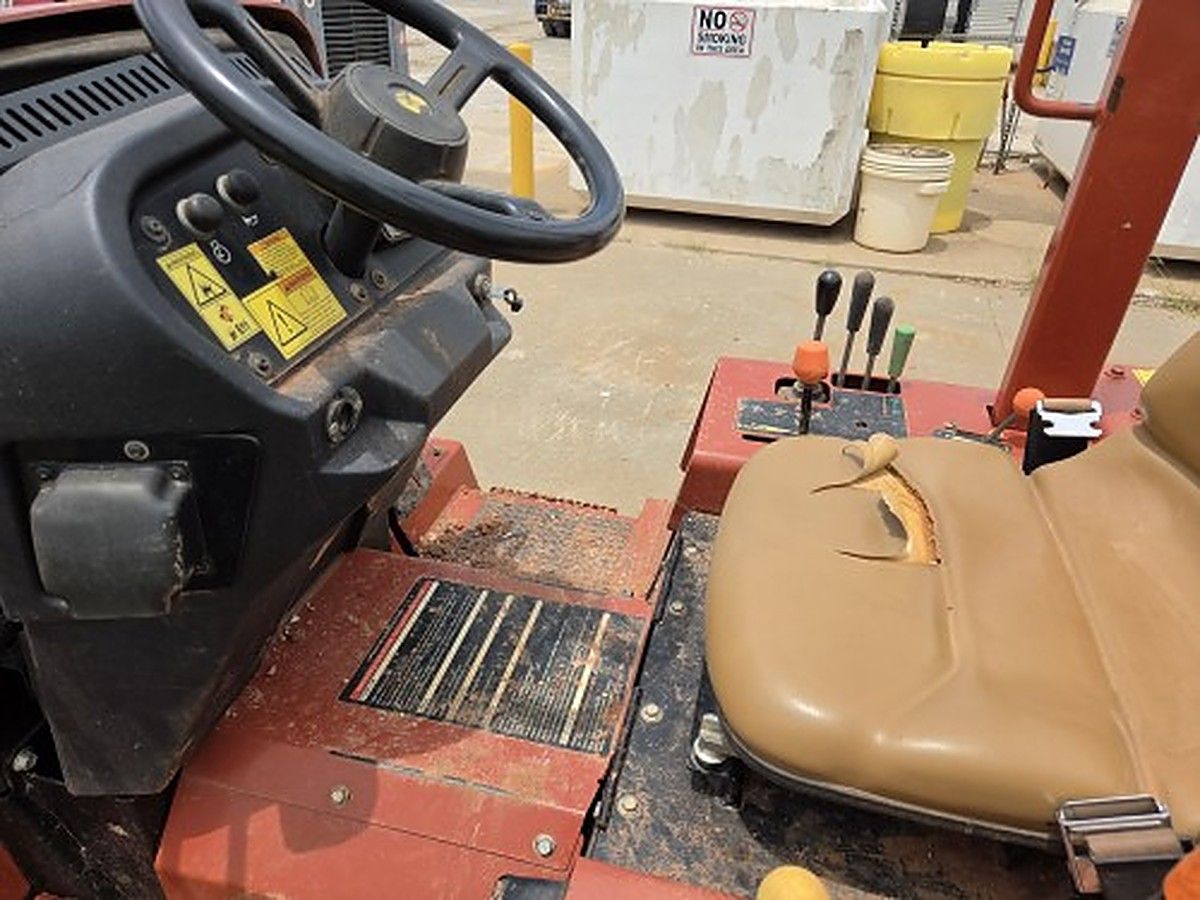 DITCHWITCH RT45 photo 8