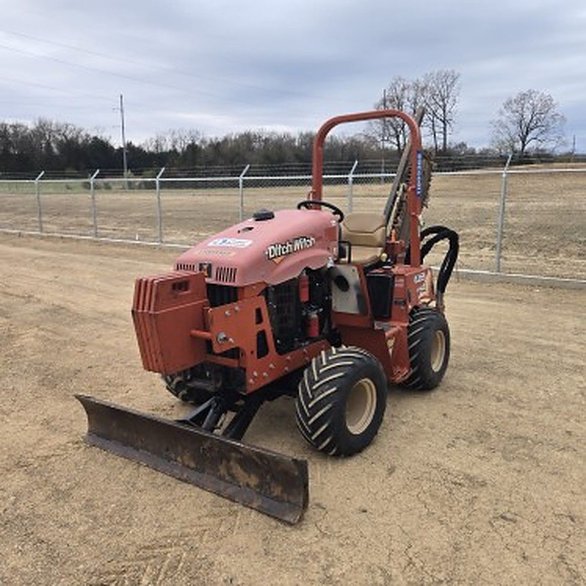 DITCHWITCH RT45A photo 2