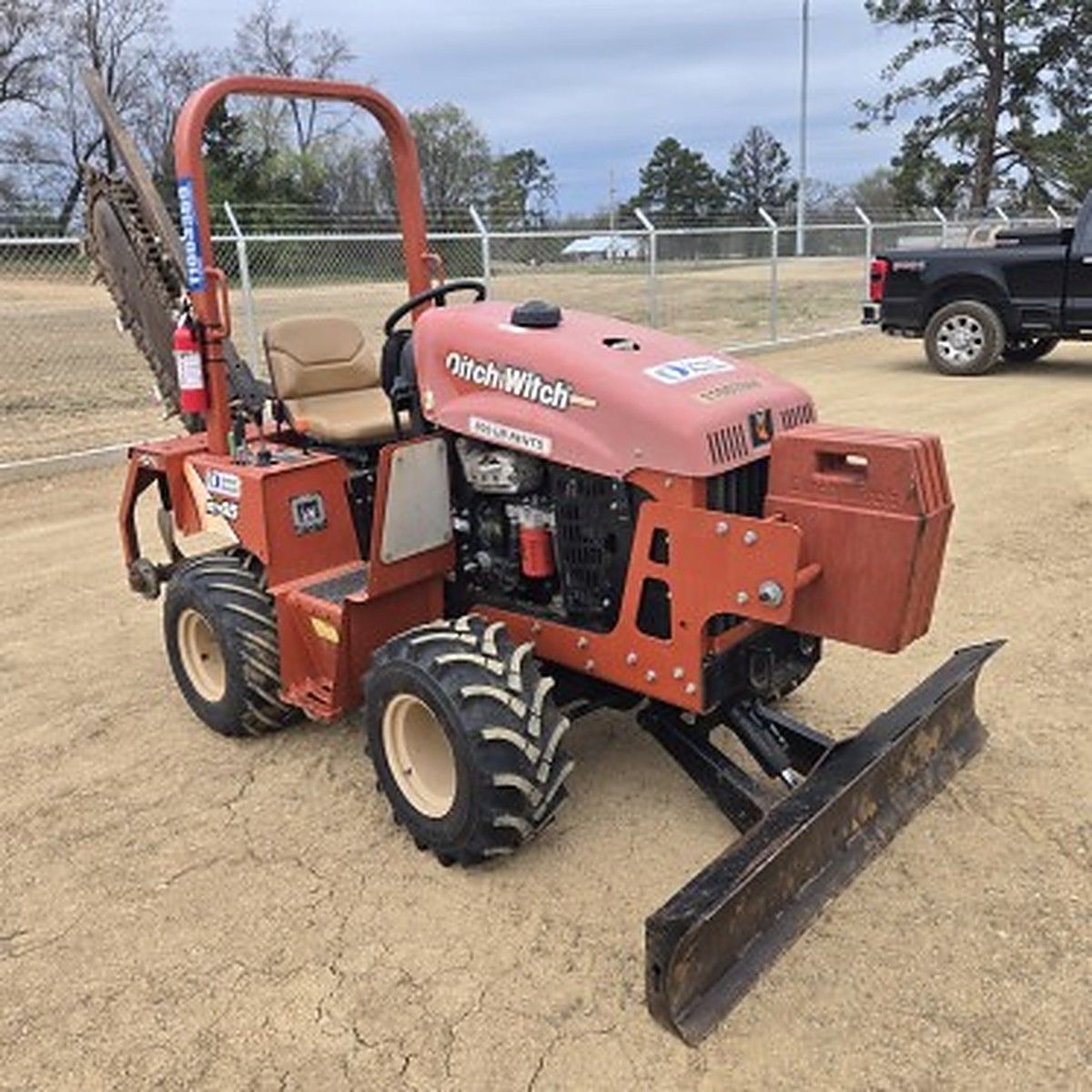 DITCHWITCH RT45A photo 7