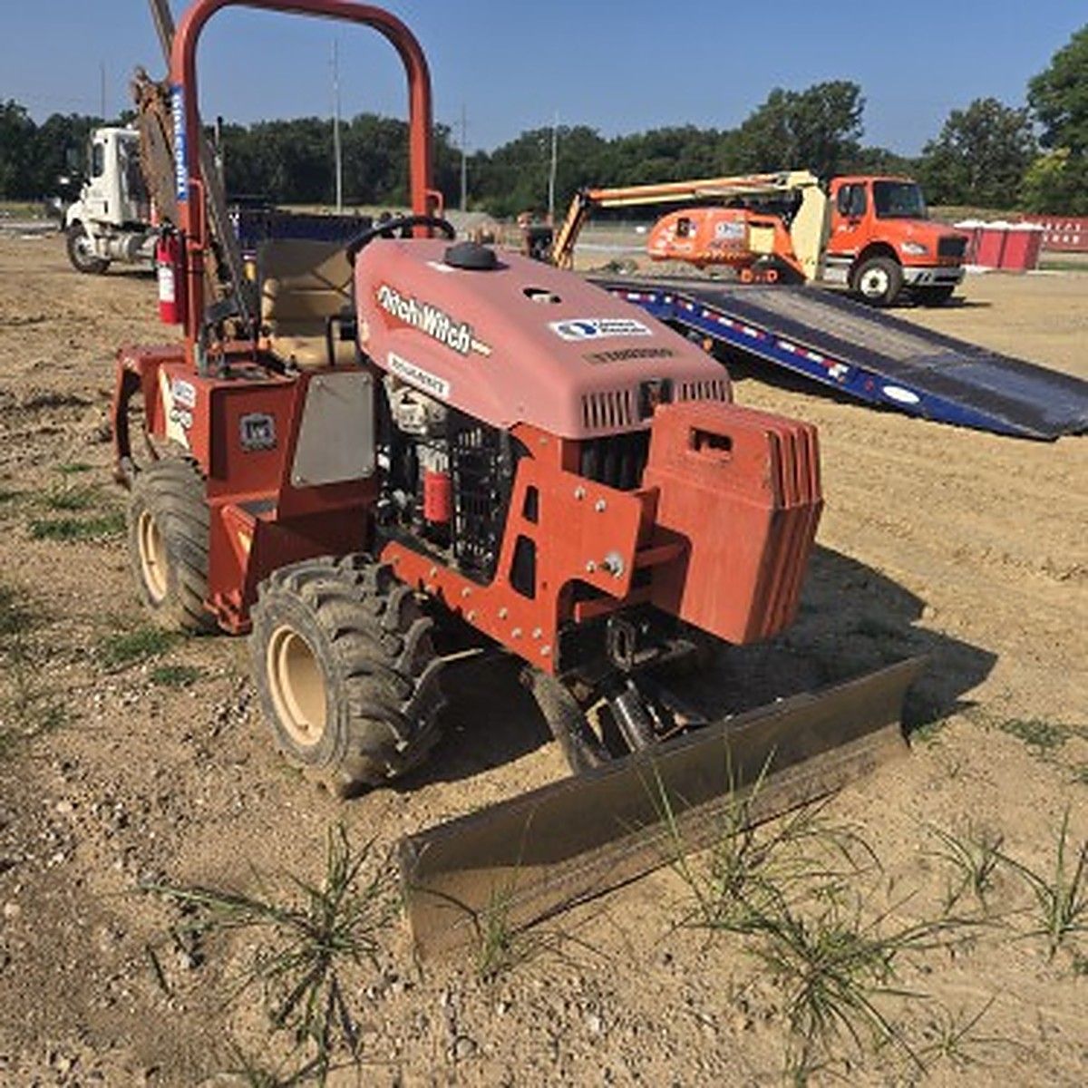DITCHWITCH RT45A photo 10