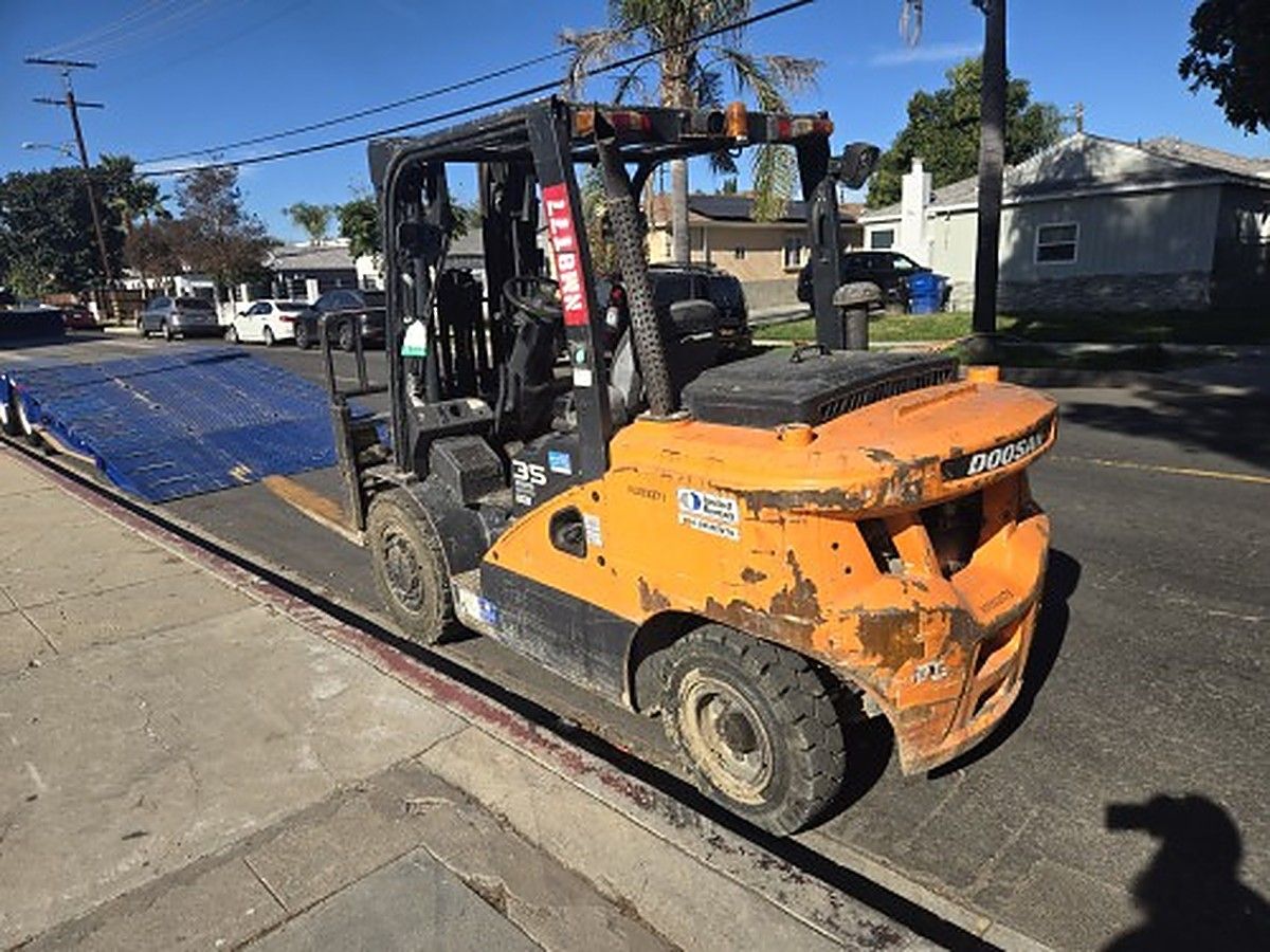 DOOSAN D35S-7 photo 10