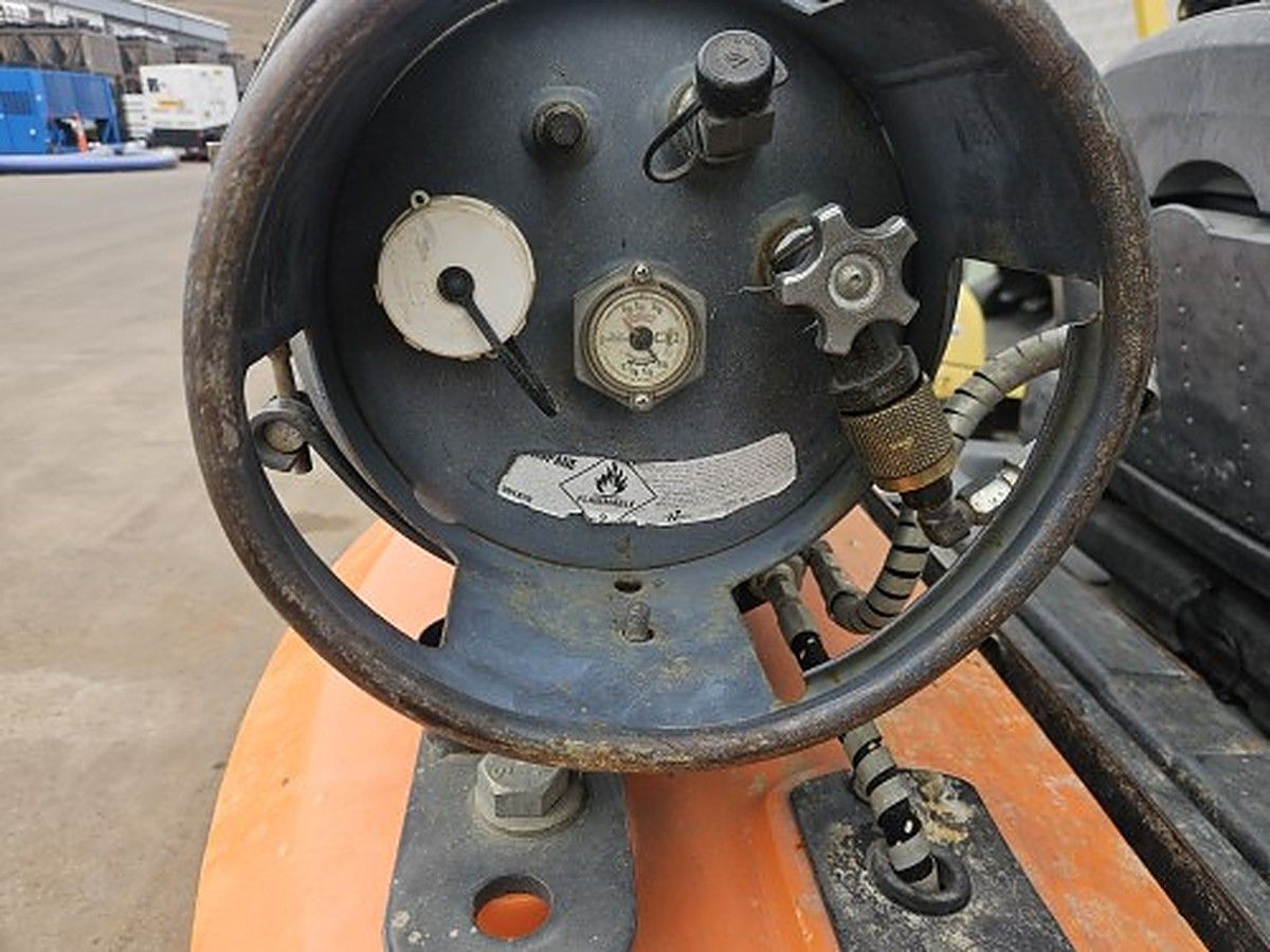 DOOSAN G25P-7DF photo 7