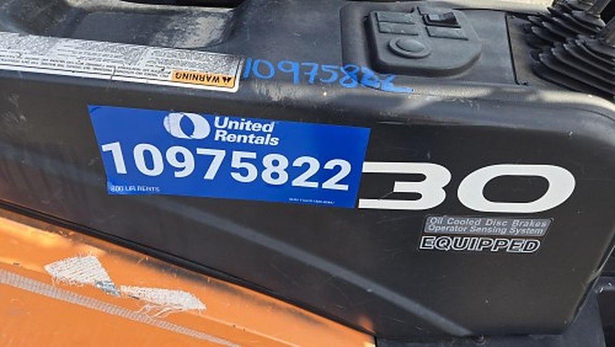 DOOSAN G30P-7DF photo 8