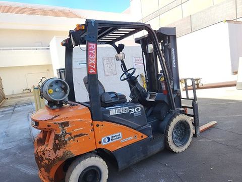 2019 DOOSAN G30P-7DF Forklift Whse 6000# Gas/Lp