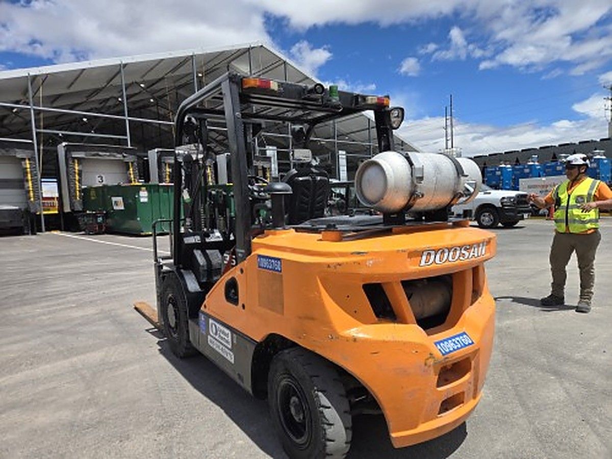 DOOSAN G35S-7DF photo 3