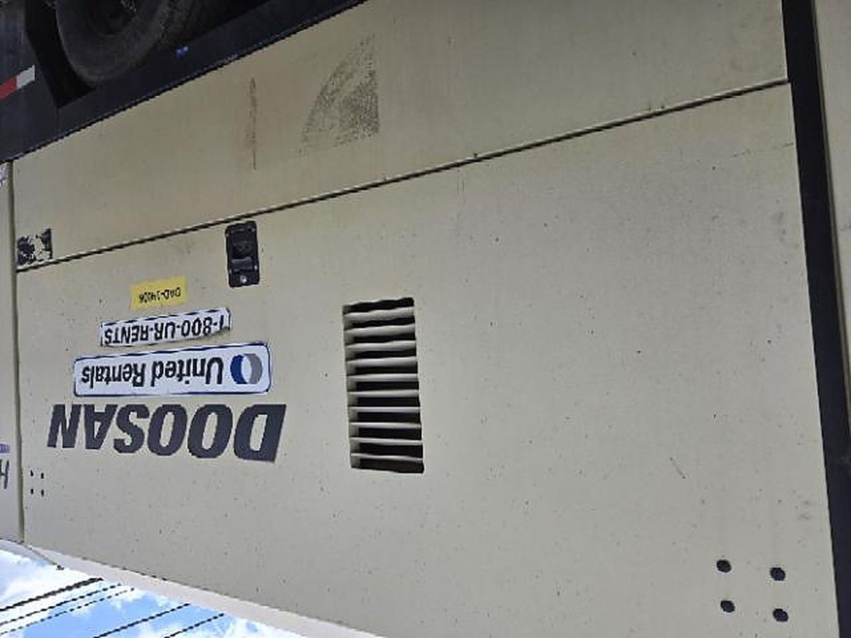 DOOSAN HP915WCU-IQ-T4F photo 9
