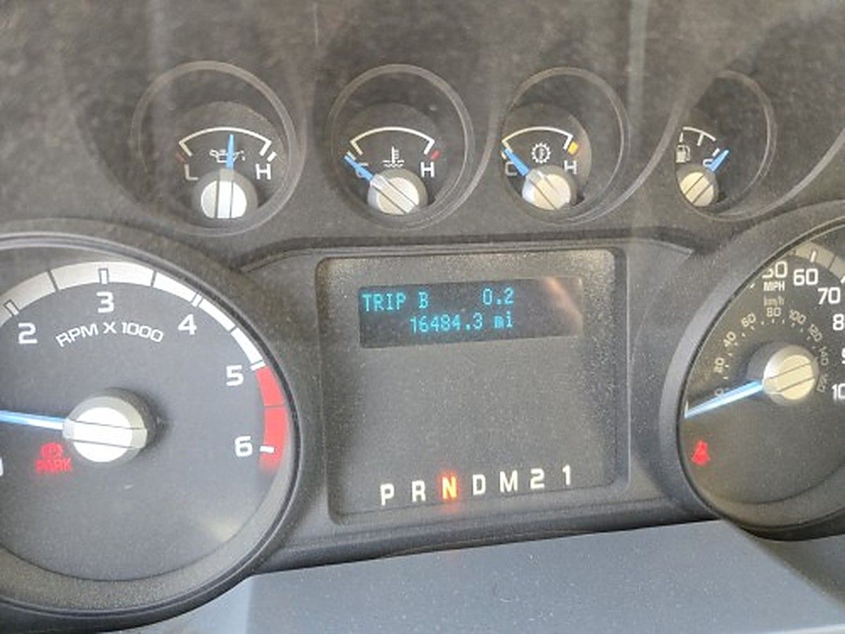 FORD F-650 2K H-2/0 photo 9