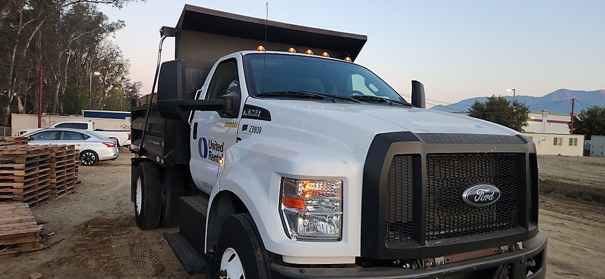 FORD F-750 GAS photo 7