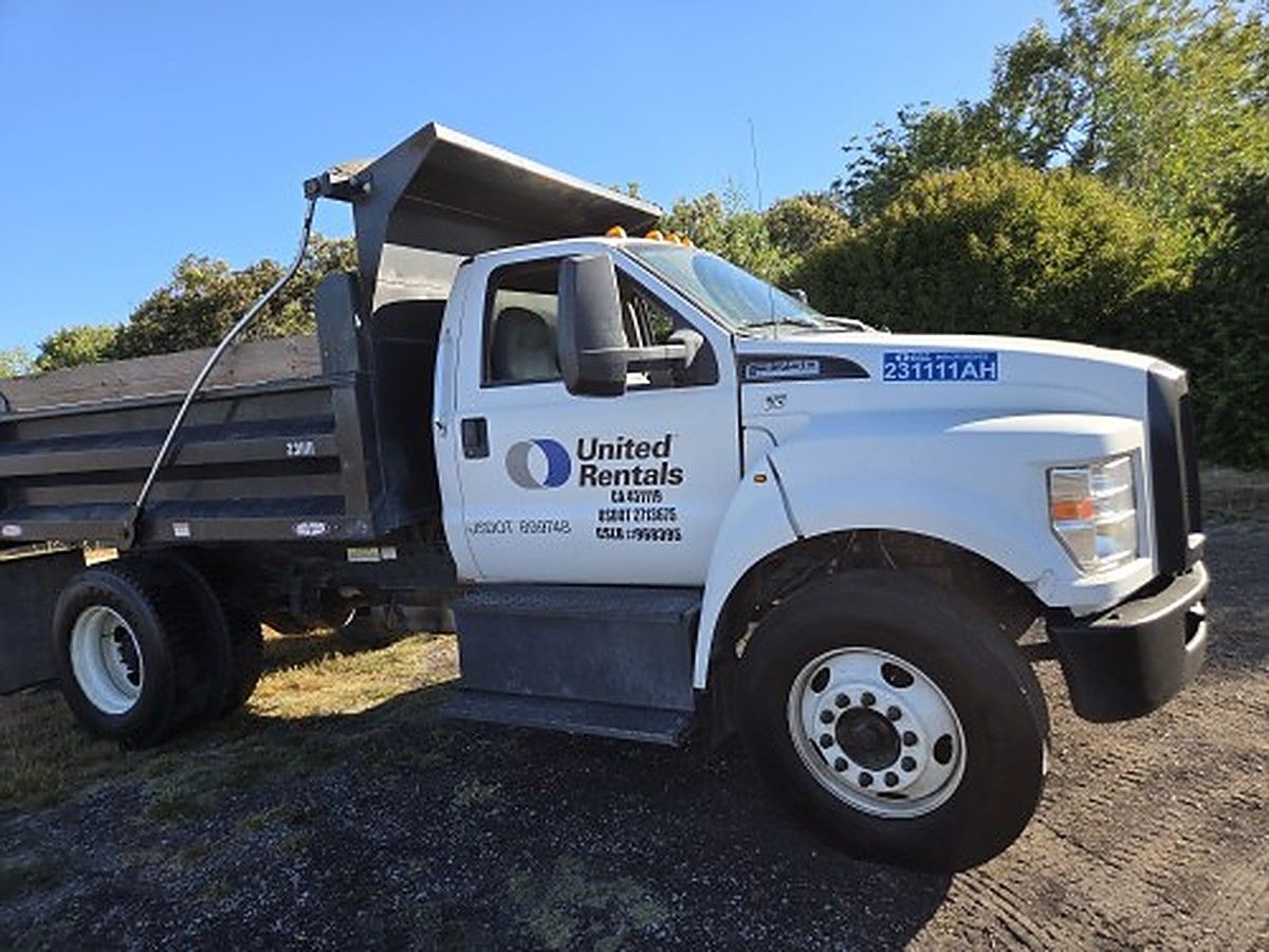 FORD F-750 GAS photo 4