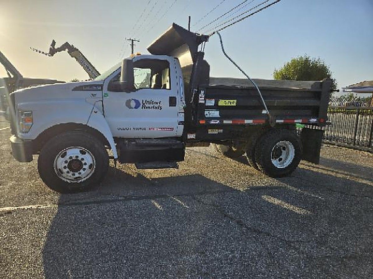 2019 FORD F-750 GAS for sale in Las Vegas, NV