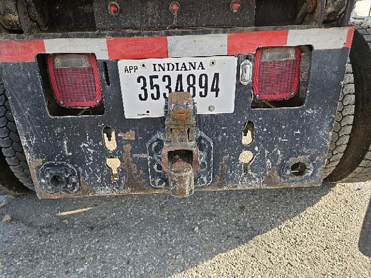 FORD F-750 GAS photo 9