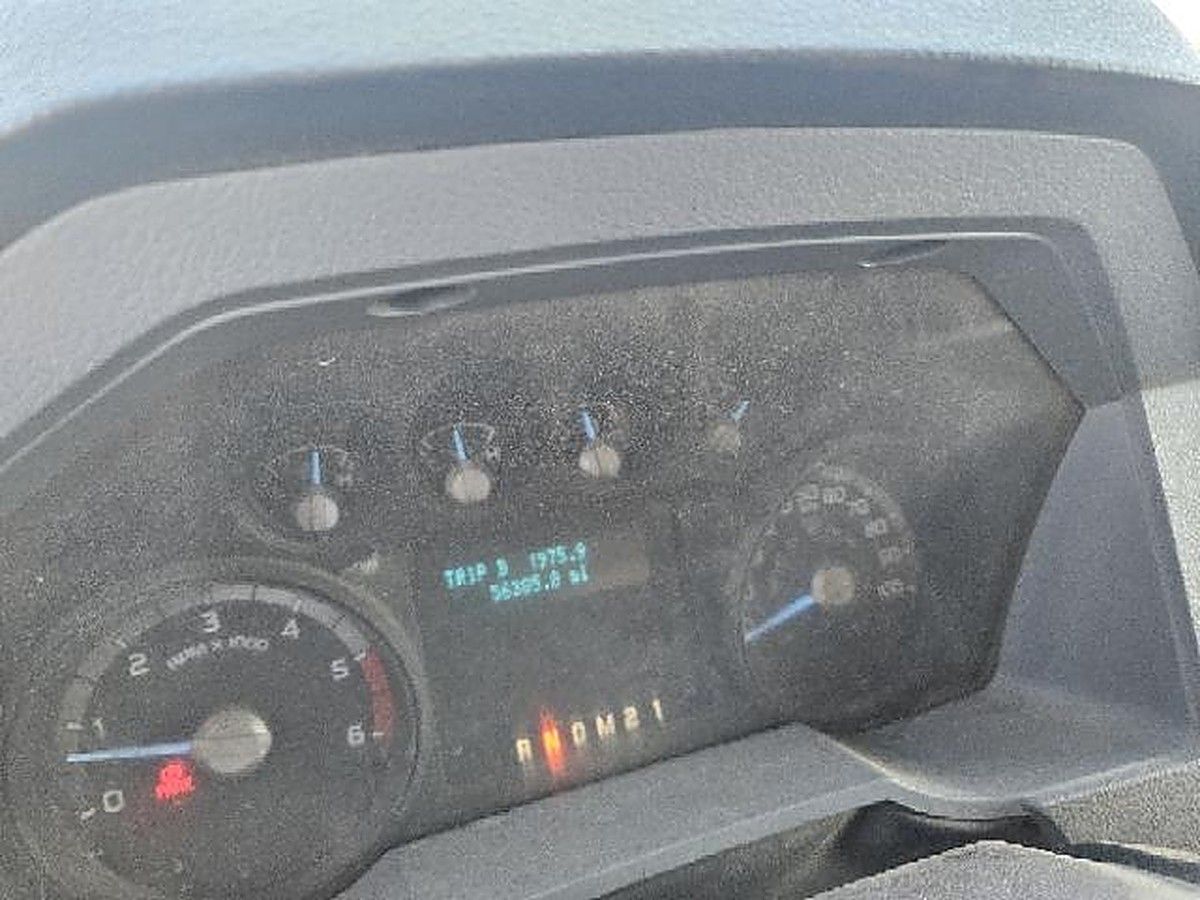 FORD F-750 GAS photo 4