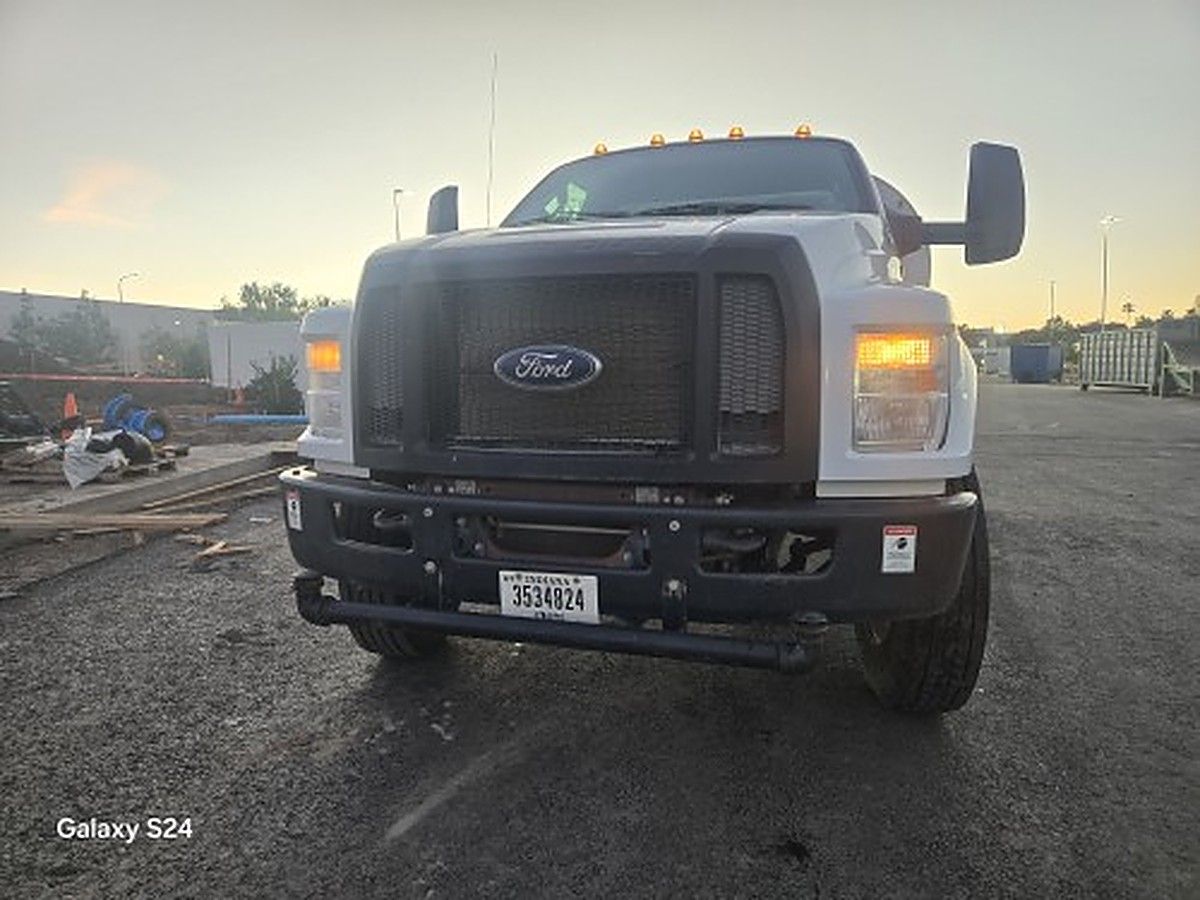 2019 FORD F-750 GAS for sale in Las Vegas, NV