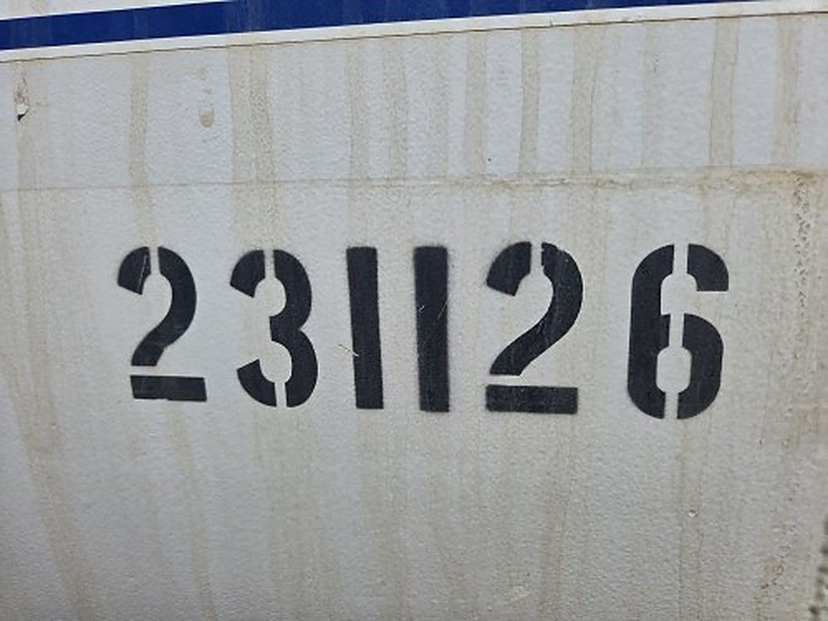 FORD F-750 photo 9