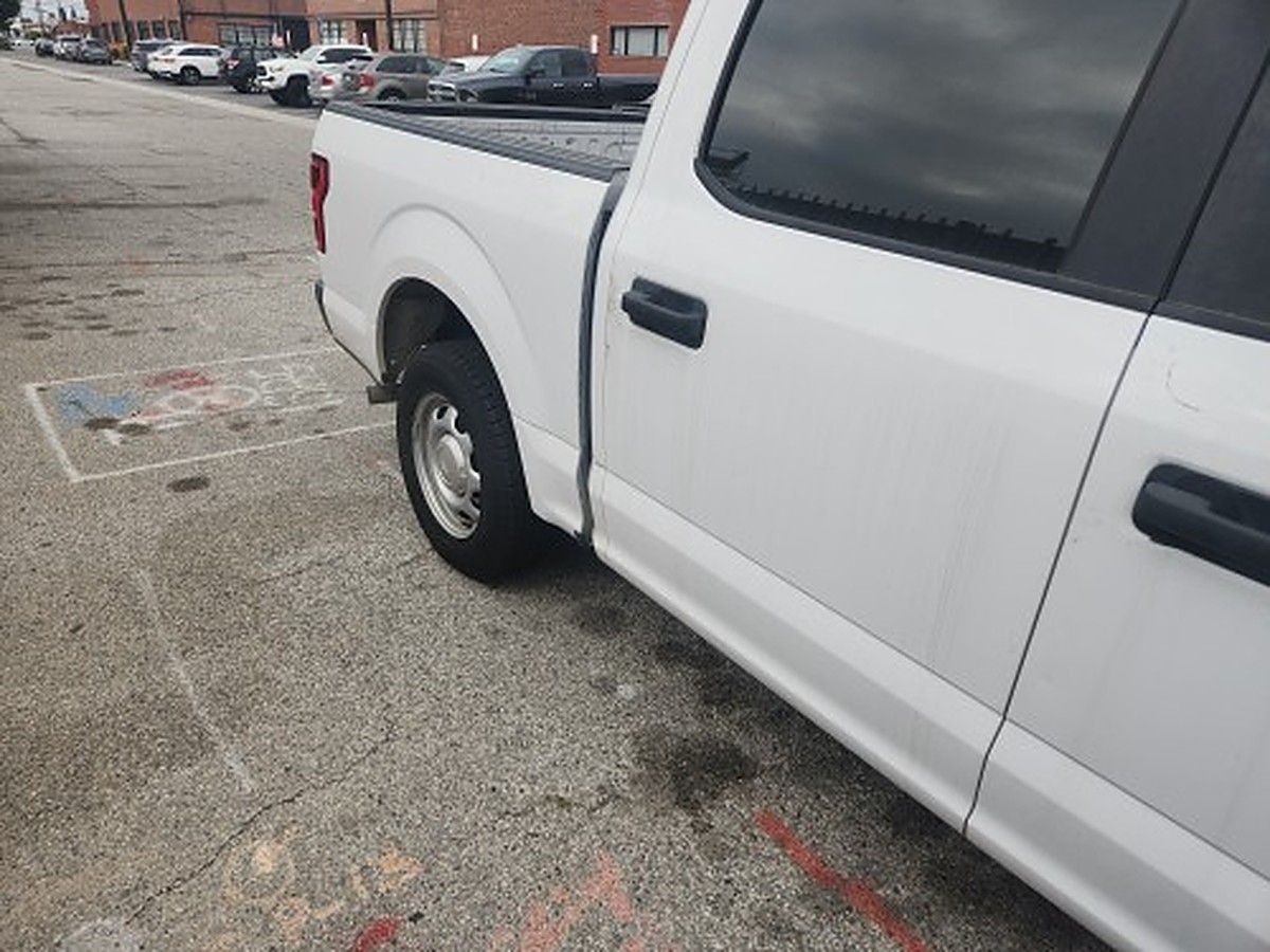 FORD F150CREWXLGRWD photo 11