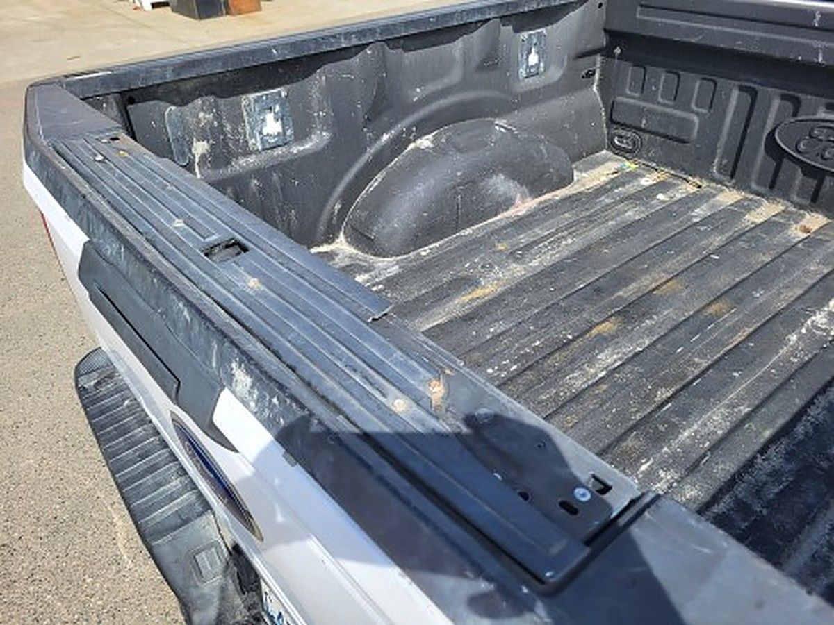 FORD F150CREWXLTG4WD photo 8