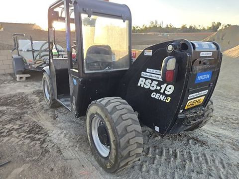 2019 GEHL RS5-19 Forklift Variable Reach 5000# 16-20'