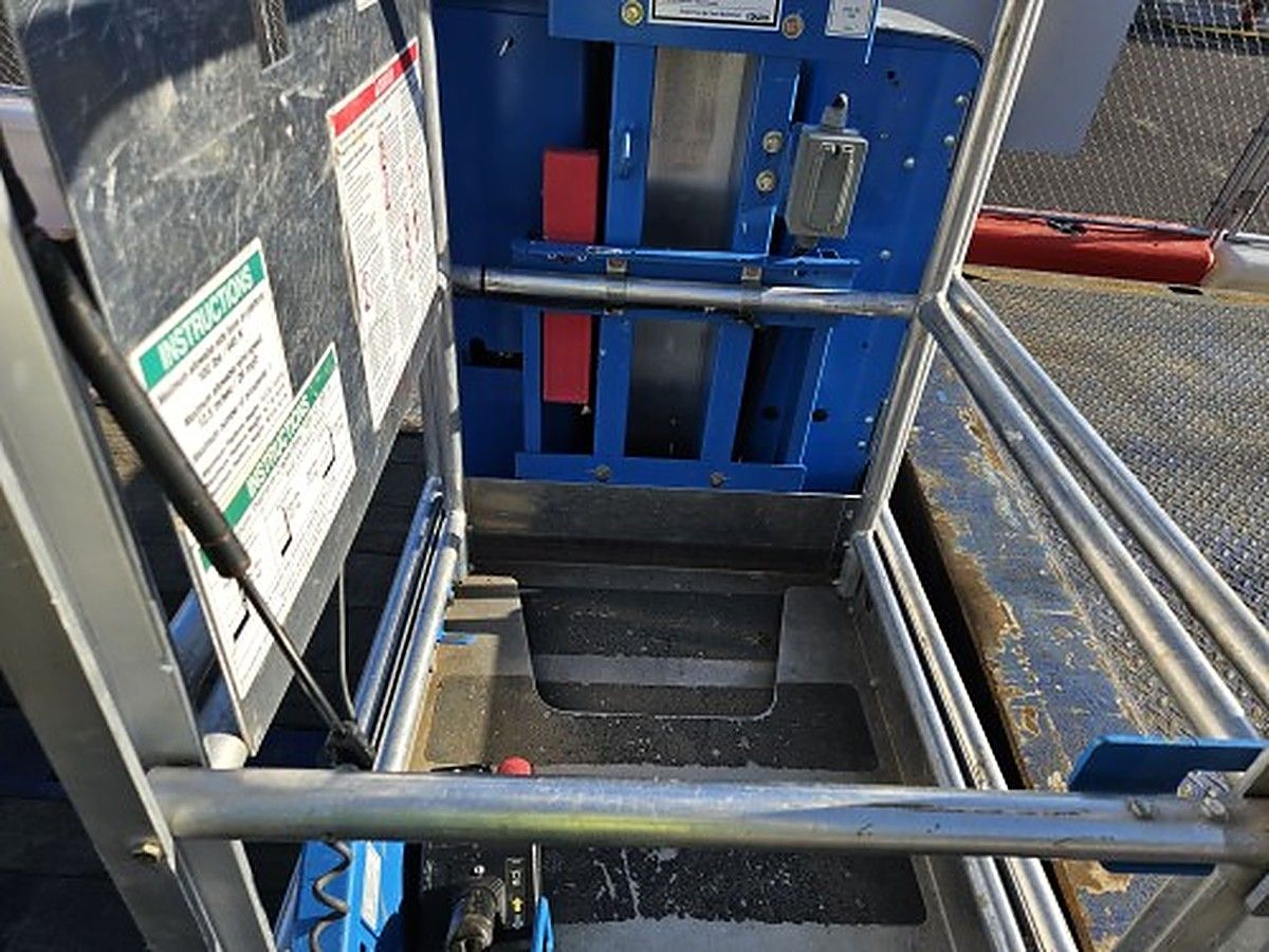GENIE GR-12 photo 3