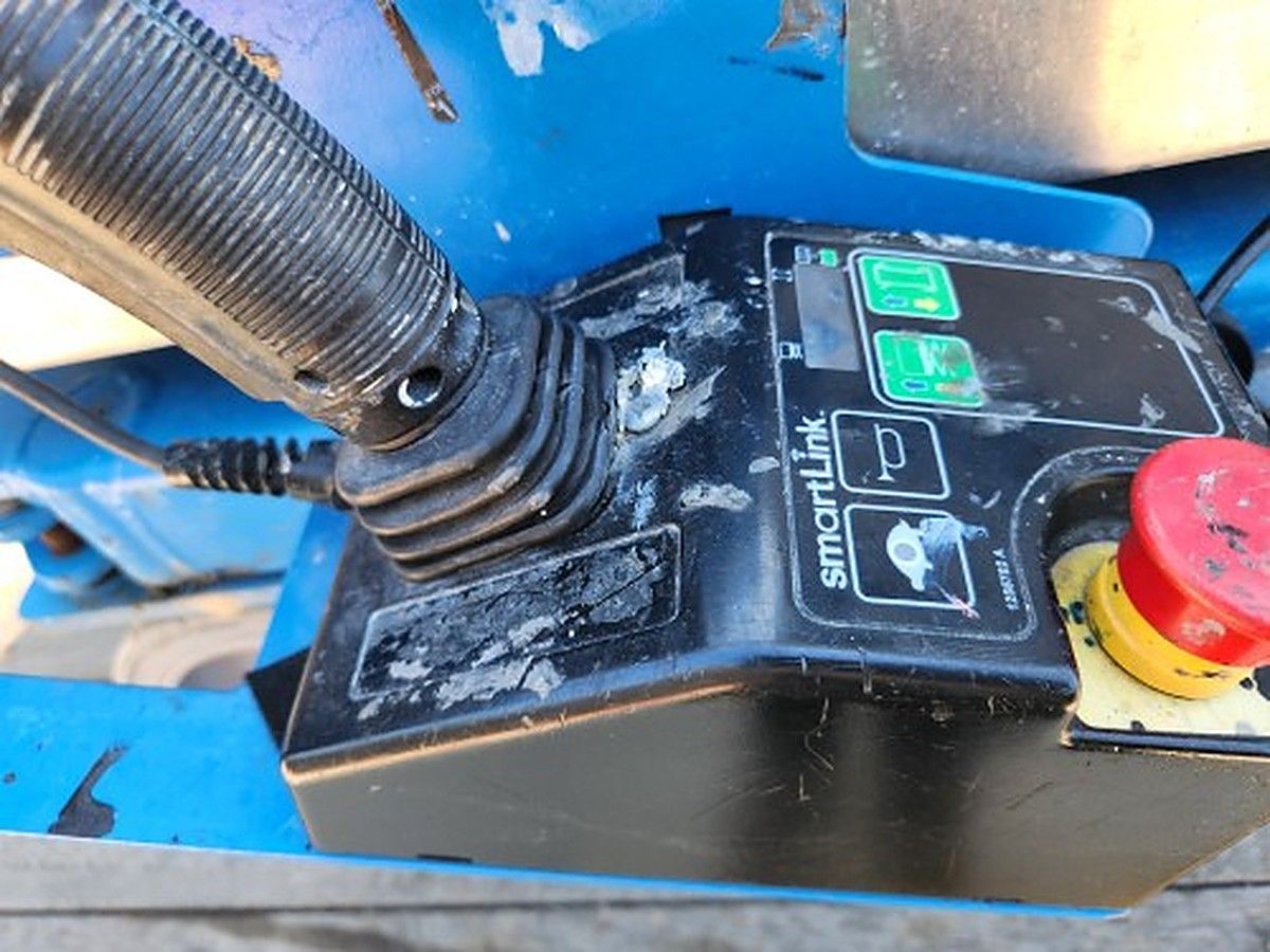 GENIE GR-12 photo 8