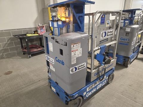 2019 GENIE GR-12 Vertical Lift 12' Elec Self Propelled