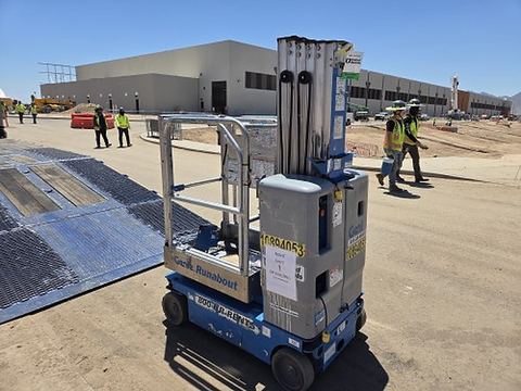 2019 GENIE GR-20 Vertical Lift 18-20' Elec Self Propelled