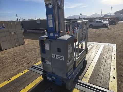 2019 GENIE GR-20 Vertical Lift 18-20' Elec Self Propelled