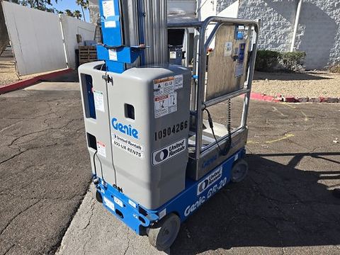 2019 GENIE GR-20 Vertical Lift 18-20' Elec Self Propelled