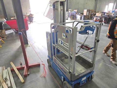2019 GENIE GR-20 Vertical Lift 18-20' Elec Self Propelled