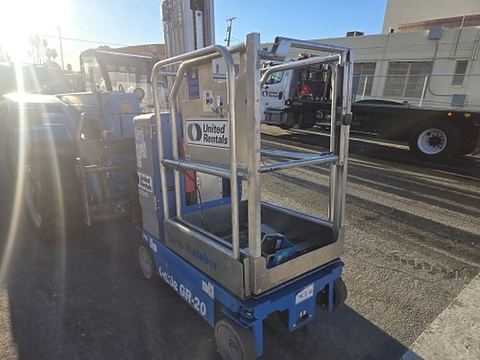 2019 GENIE GR-20 Vertical Lift 18-20' Elec Self Propelled