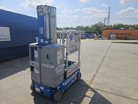 2019 GENIE GR-20 Vertical Lift 18-20' Elec Self Propelled