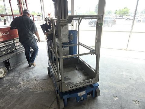 2019 GENIE GR-20 Vertical Lift 18-20' Elec Self Propelled