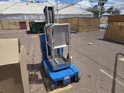 2019 GENIE GR-20 Vertical Lift 18-20' Elec Self Propelled