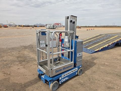 2019 GENIE GR-20 Vertical Lift 18-20' Elec Self Propelled