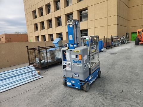 2019 GENIE GR-20 Vertical Lift 18-20' Elec Self Propelled