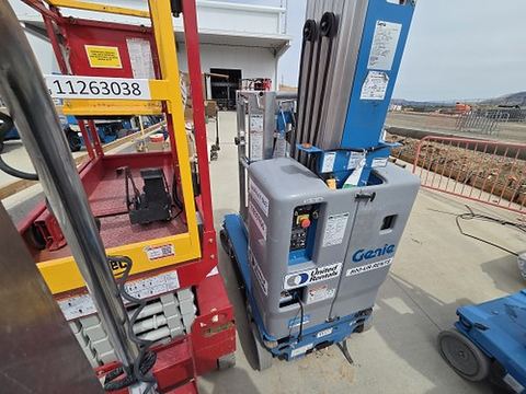 2019 GENIE GR-20 Vertical Lift 18-20' Elec Self Propelled