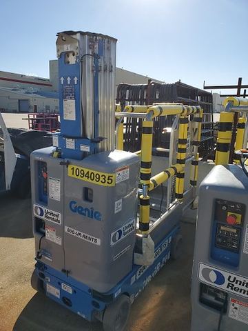 2019 GENIE GR-20 Vertical Lift 18-20' Elec Self Propelled