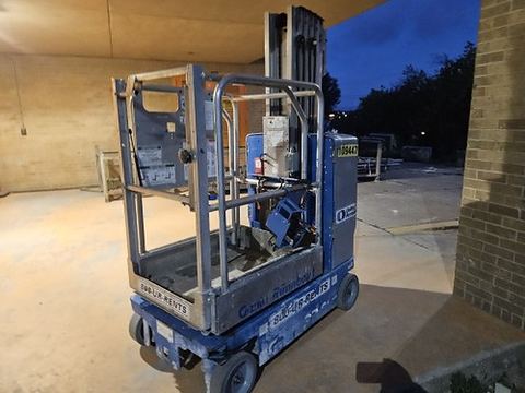 2019 GENIE GR-20 Vertical Lift 18-20' Elec Self Propelled