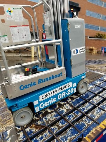 2019 GENIE GR-20 Vertical Lift 18-20' Elec Self Propelled