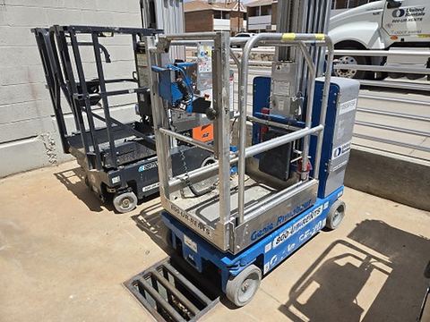 2019 GENIE GR-20 Vertical Lift 18-20' Elec Self Propelled